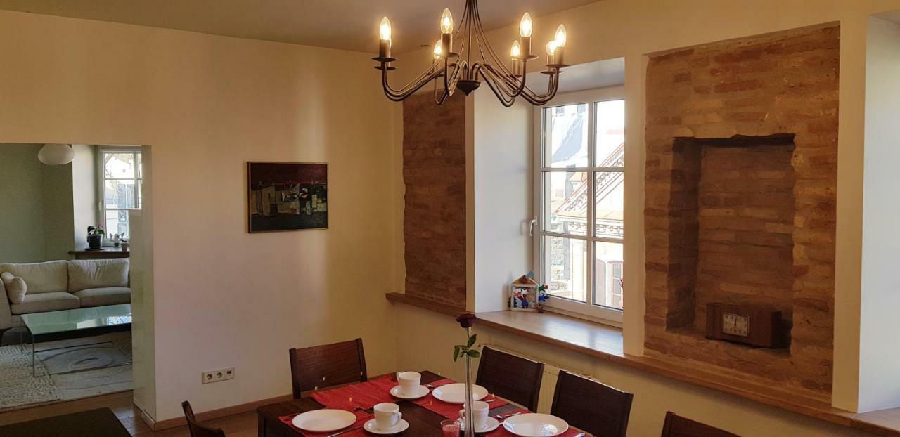 Exceptional Uzupis Bridge 3 Bedroom Apartment ヴィリニュス エクステリア 写真