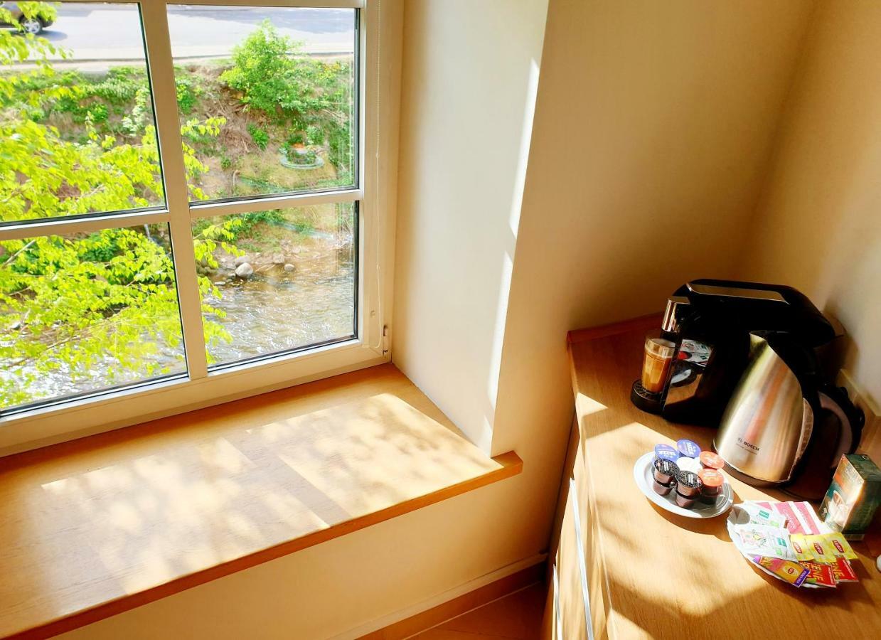 Exceptional Uzupis Bridge 3 Bedroom Apartment ヴィリニュス エクステリア 写真